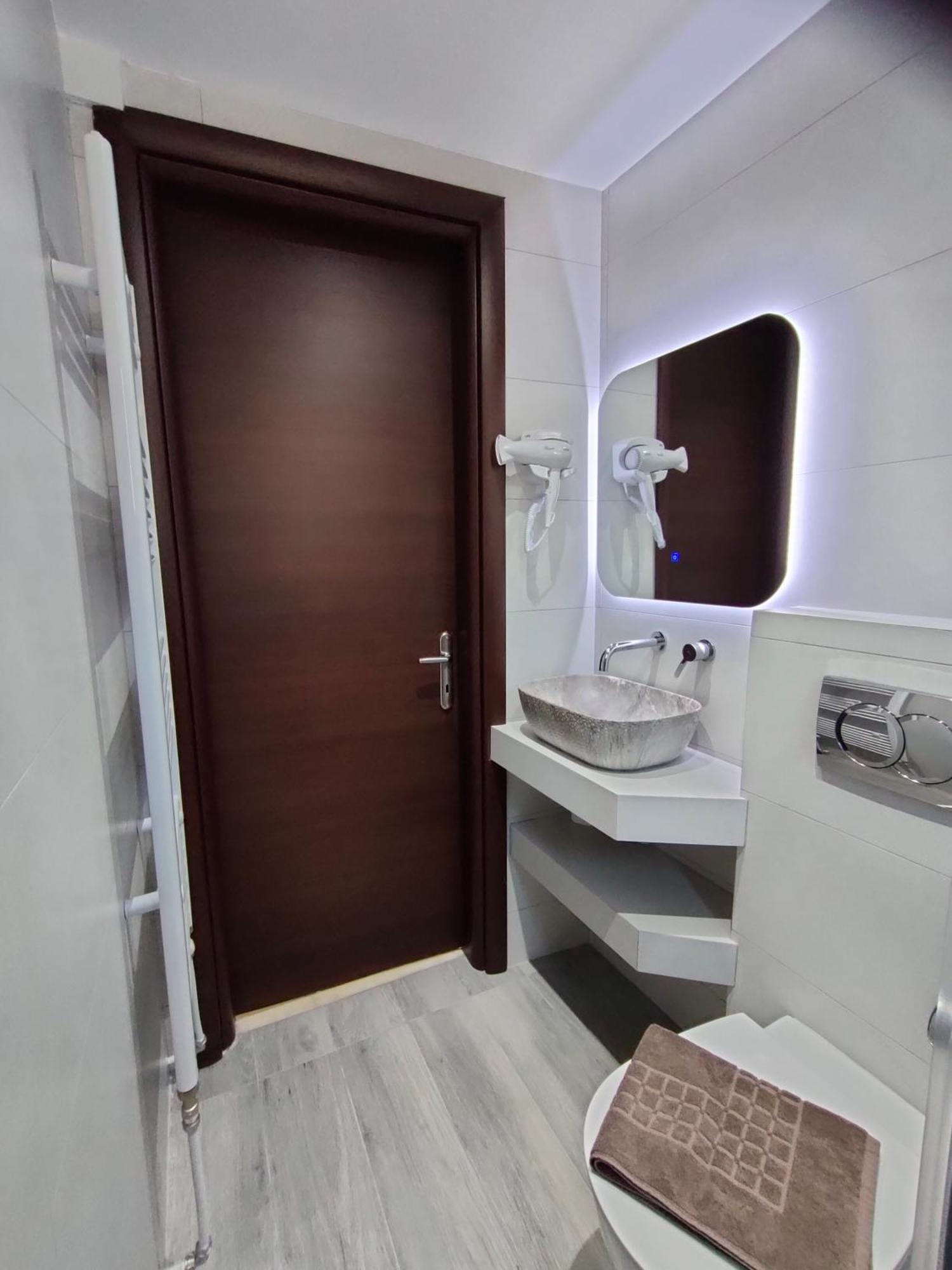 Crestio Apartment Καστοριά Bagian luar foto